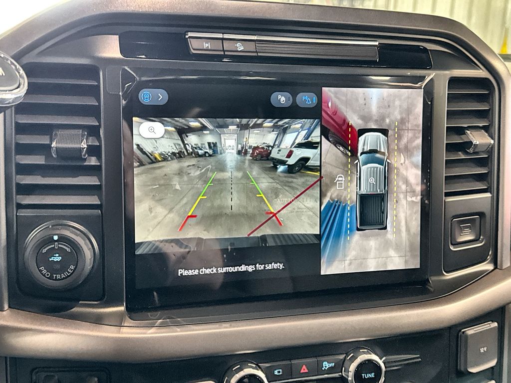 2025 Ford F-150 XLT - Photo 21