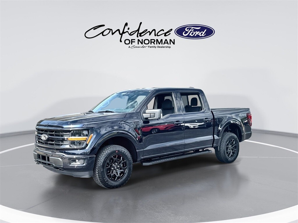 2025 Ford F-150 XLT photo 4
