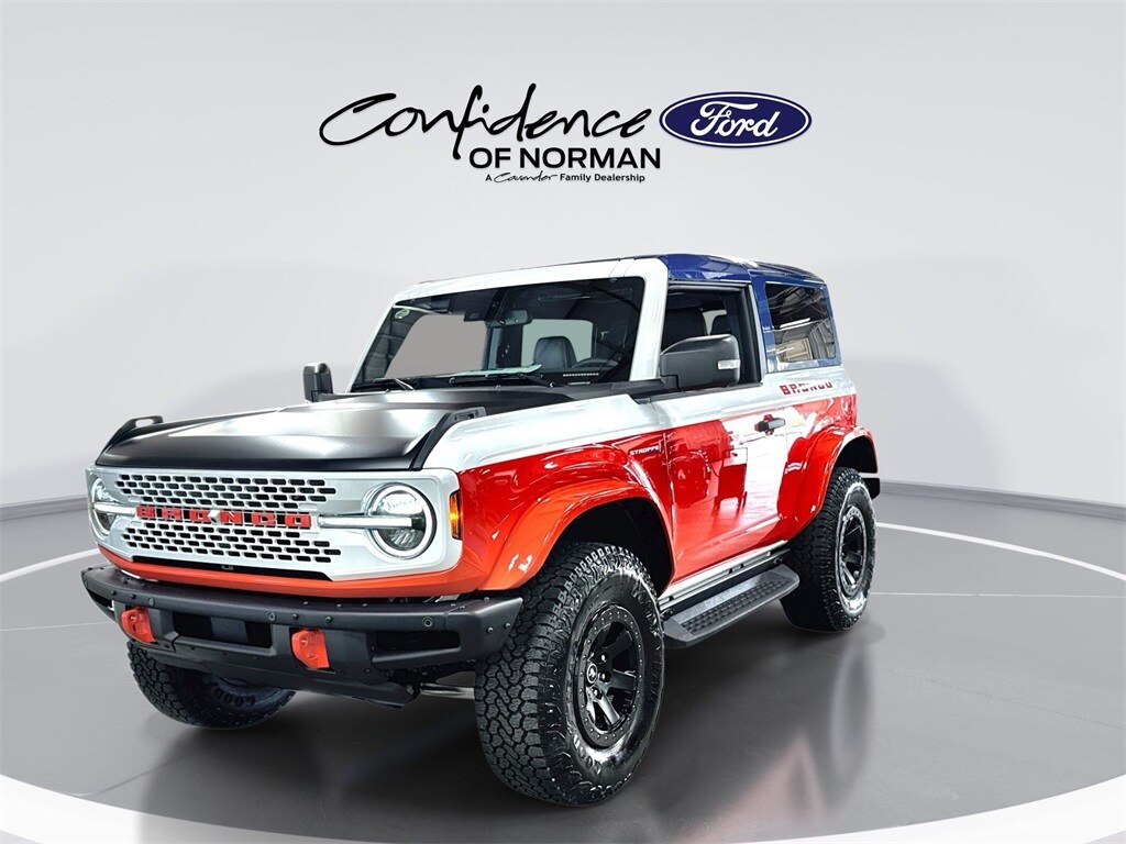 2025 Ford Bronco First Edition photo 3