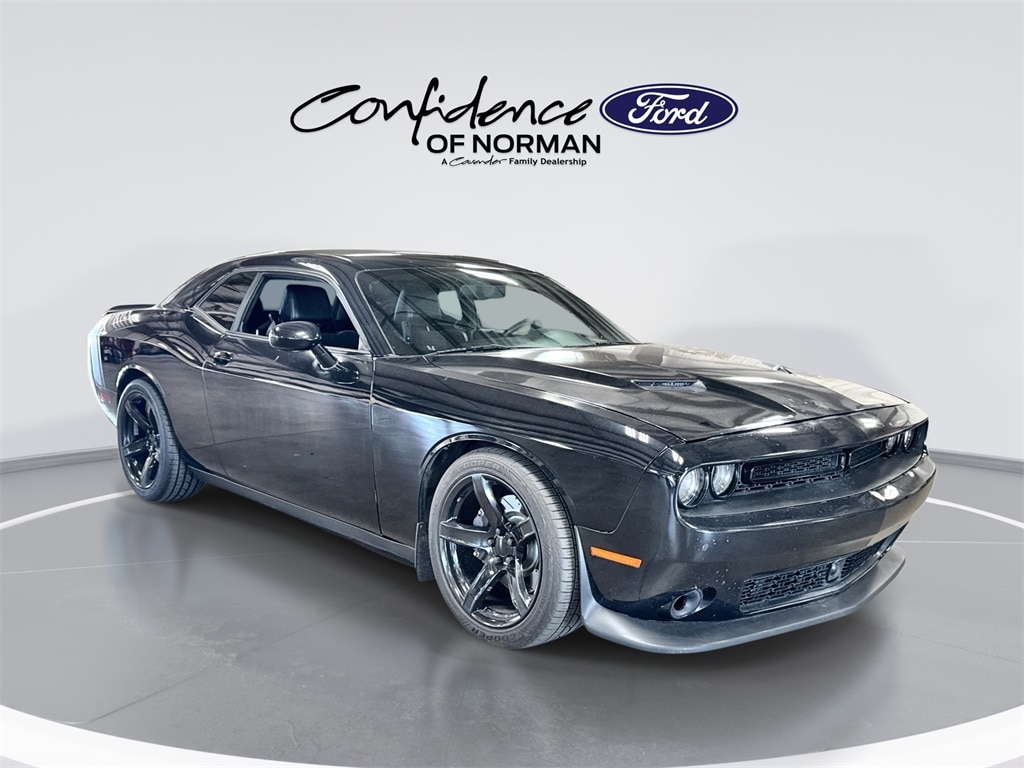 2015 Dodge Challenger Scat Pack's photo