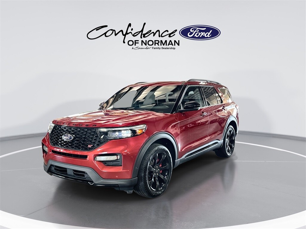 2022 Ford Explorer ST photo 3