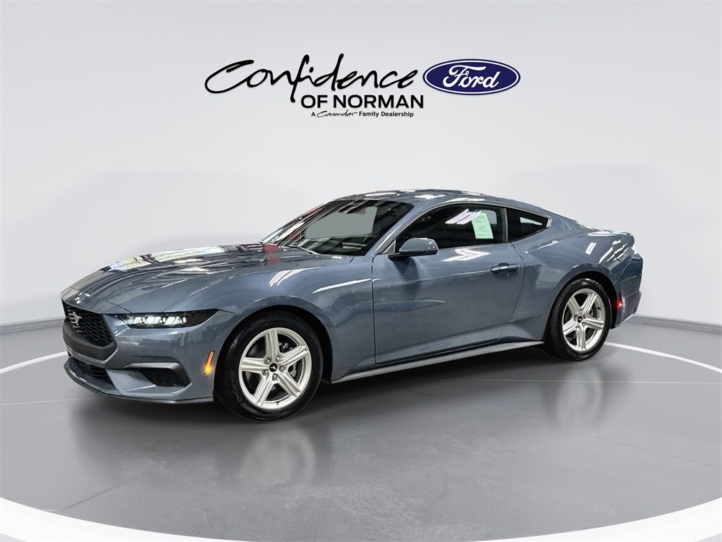 2026 Ford Mustang EcoBoost photo 4