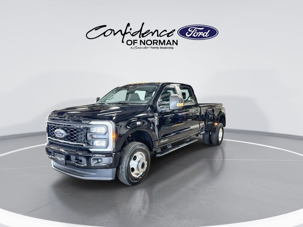 New 2026 Ford Super Duty F-350 XL Truck Crew Cab