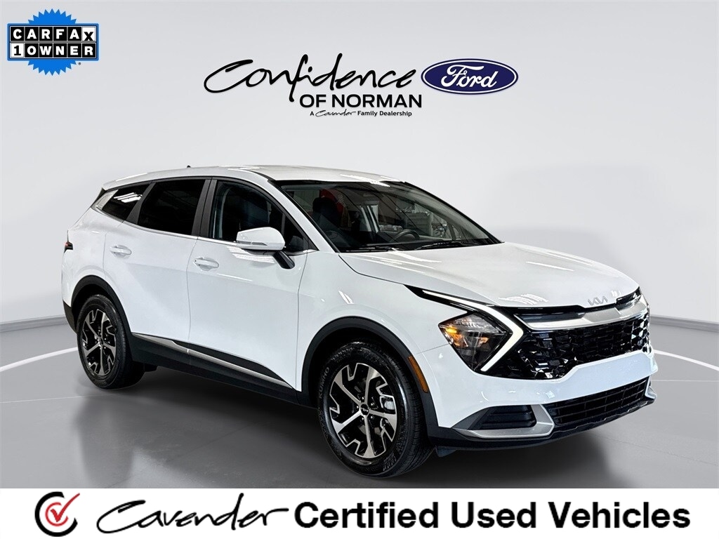 2023 Kia Sportage EX's photo