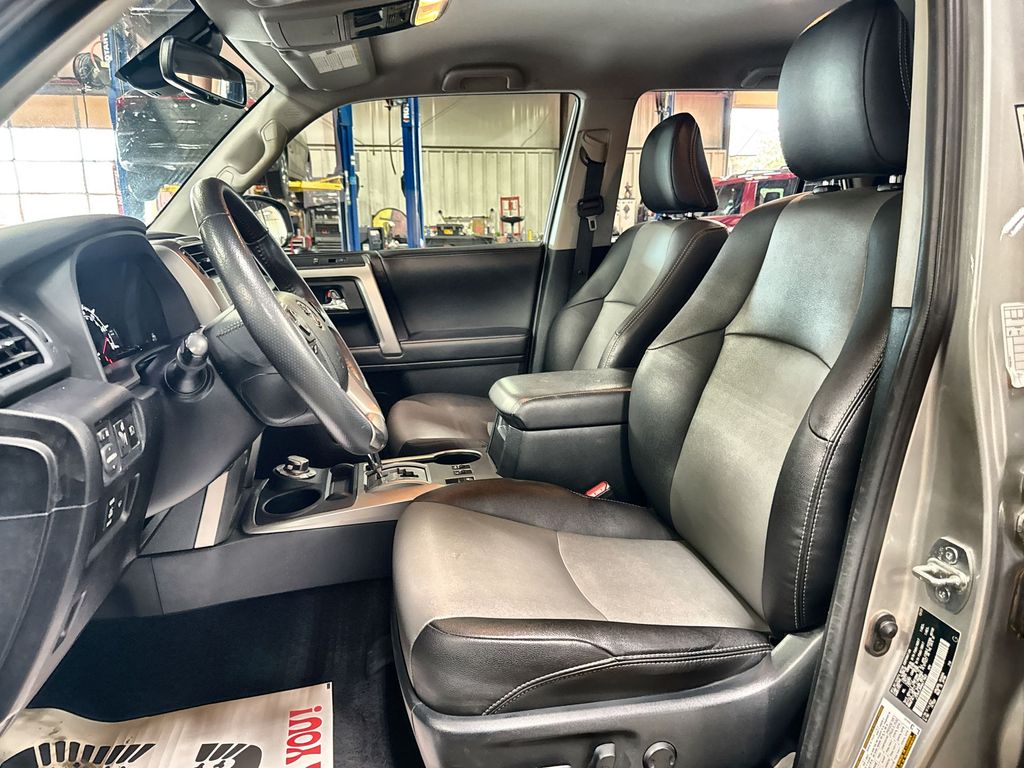 2022 Toyota 4Runner SR5 Premium - Photo 12