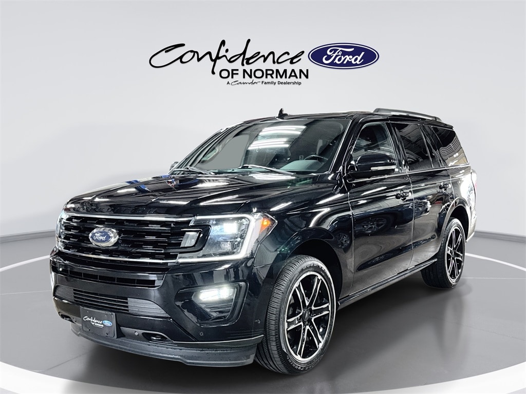 2021 Ford Expedition Limited's photo