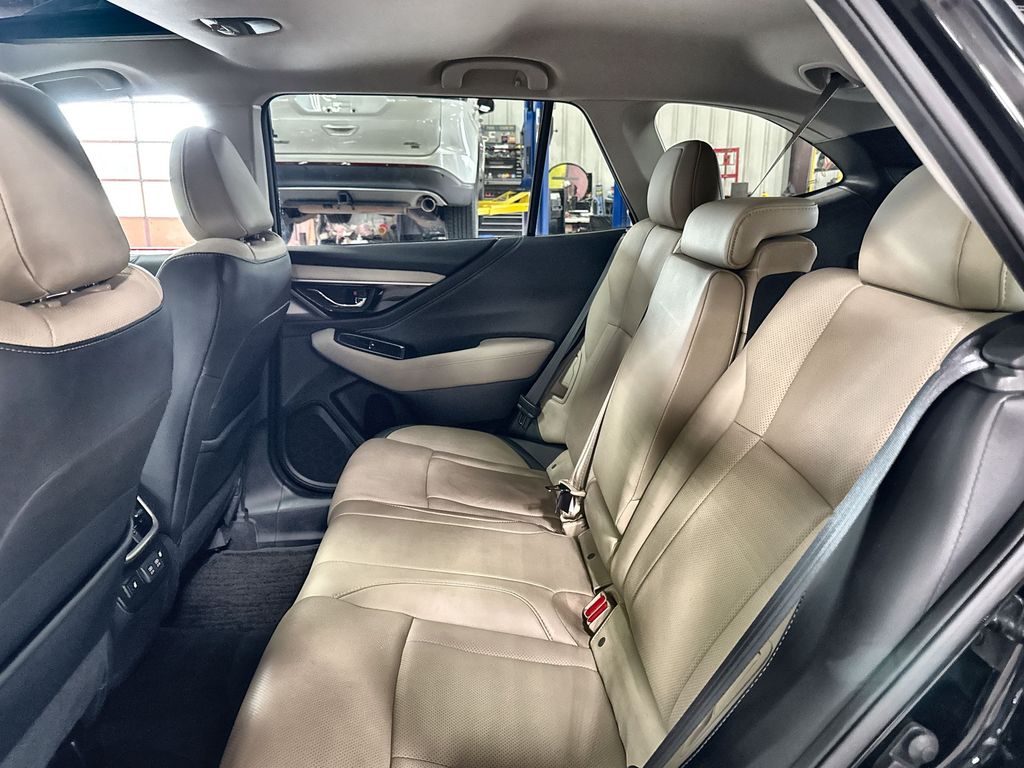 2022 Subaru Outback Limited - Photo 25