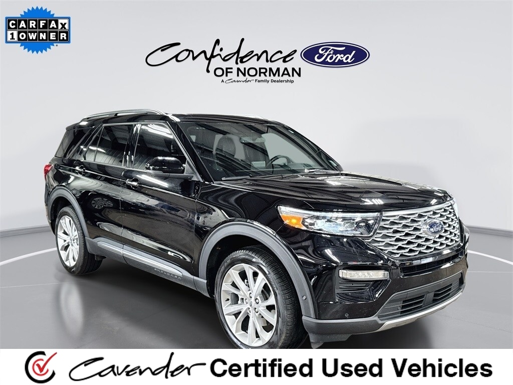 2023 Ford Explorer Platinum's photo