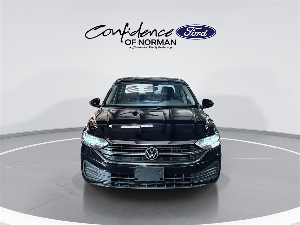 3VW7M7BU3RM000934
