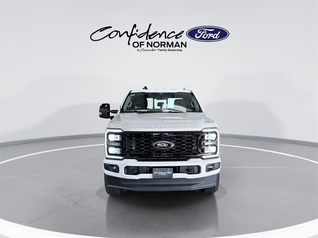 2026 Ford F-250 photo 2