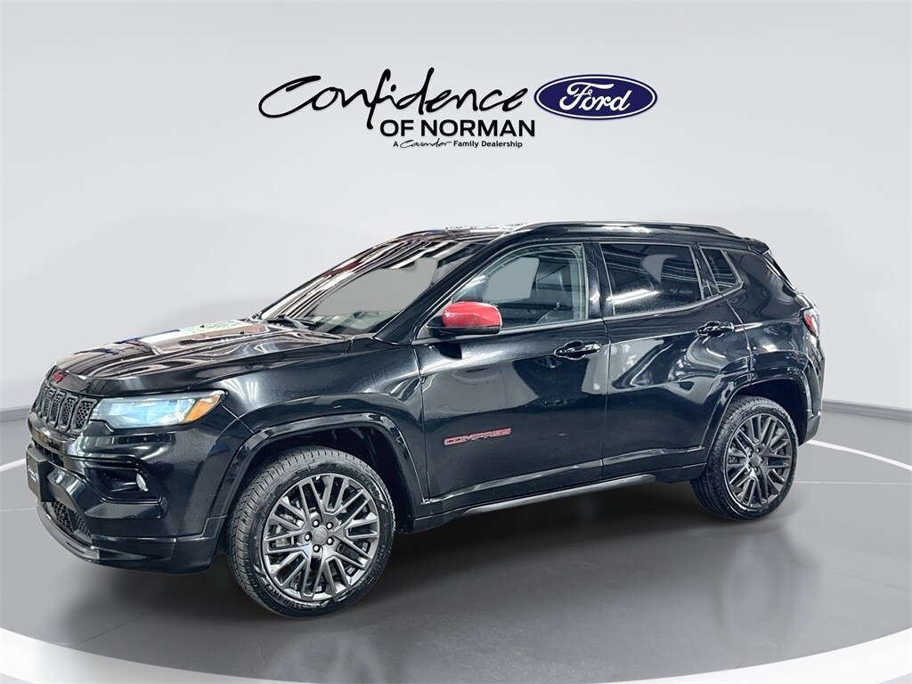 2023 Jeep Compass Limited Red Edition photo 2