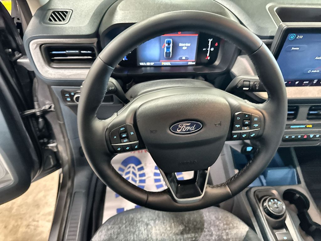 2025 Ford Maverick XLT - Photo 17