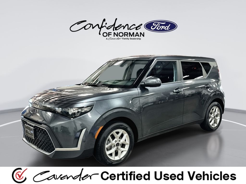 2025 Kia Soul 2.0L LX IVT's photo