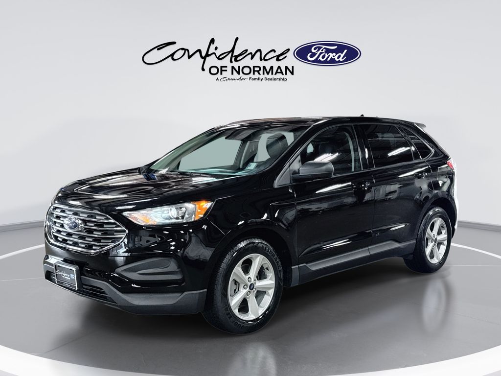 2019 Ford Edge SE's photo