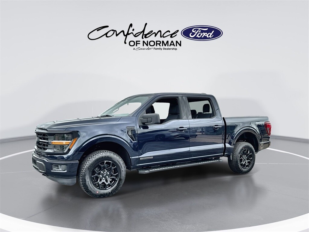 2025 Ford F-150 XLT photo 4