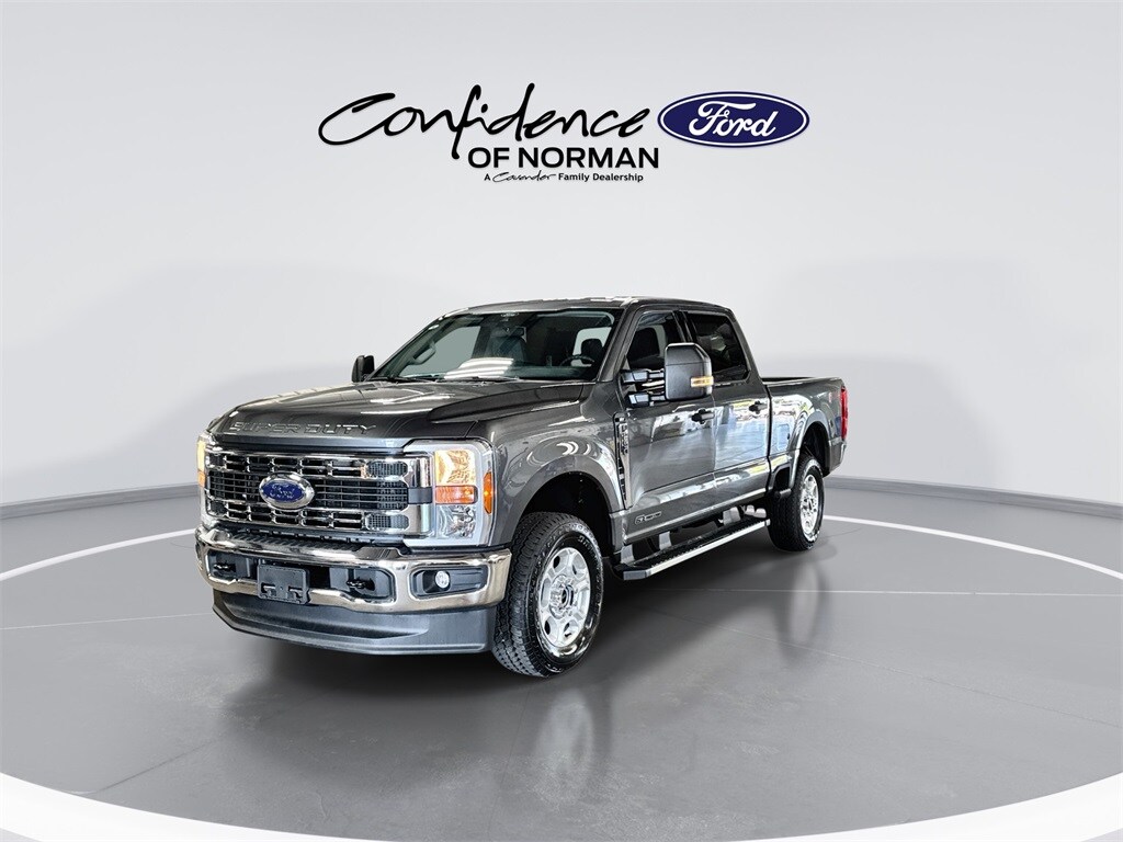 2026 Ford F-250 XLT FX4 photo 3