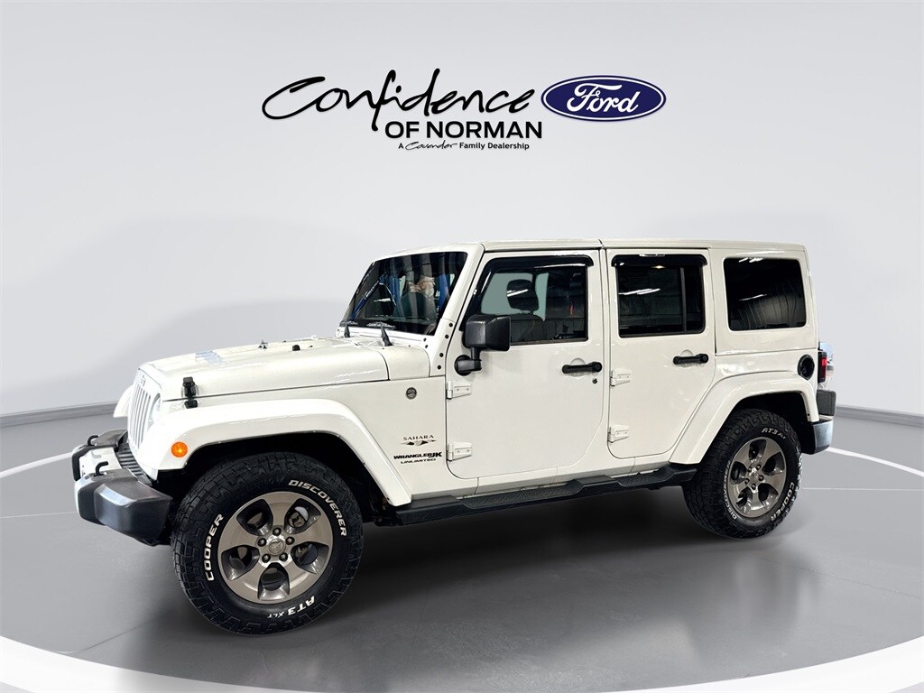 2018 Jeep Wrangler Unlimited Sahara photo 4