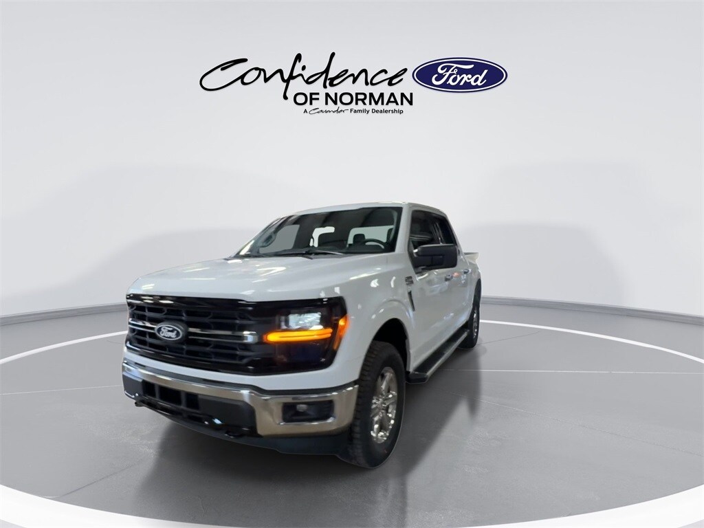 2025 Ford F-150 XLT photo 4