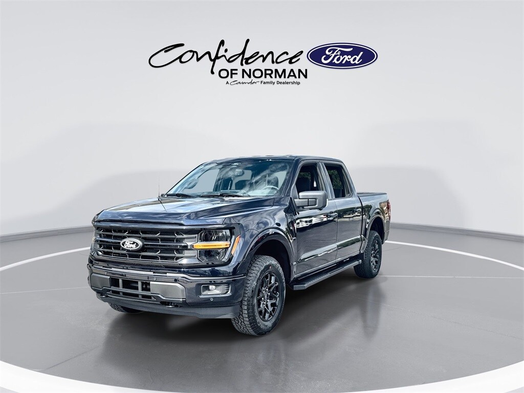 2025 Ford F-150 XLT photo 3
