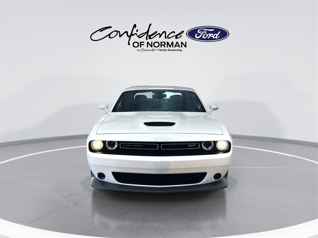 2023 Dodge Challenger GT photo 2