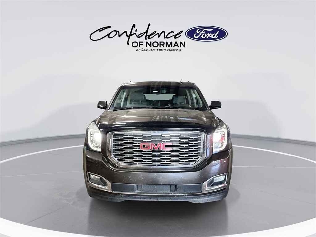 2019 Gmc Yukon XL Denali Ultimate photo 2
