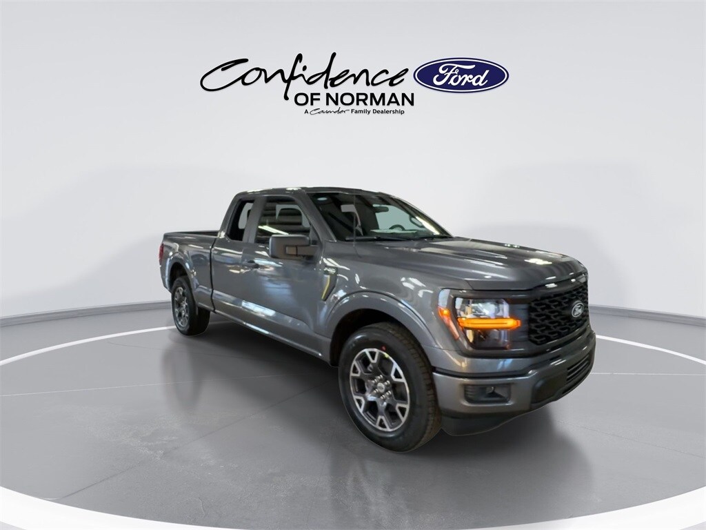 2025 Ford F-150 STX photo 2