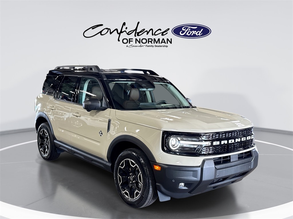 2025 Ford Bronco Sport Outer Banks's photo