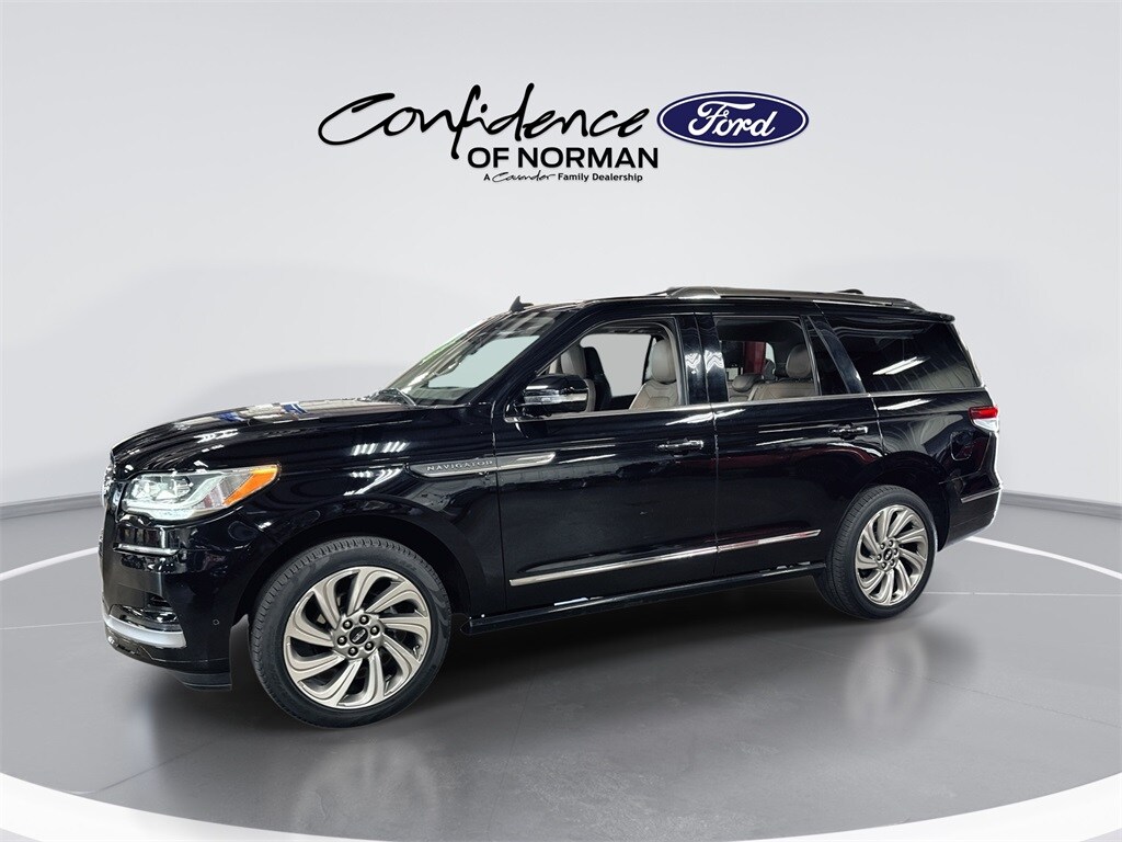 2022 Lincoln Navigator Reserve photo 2