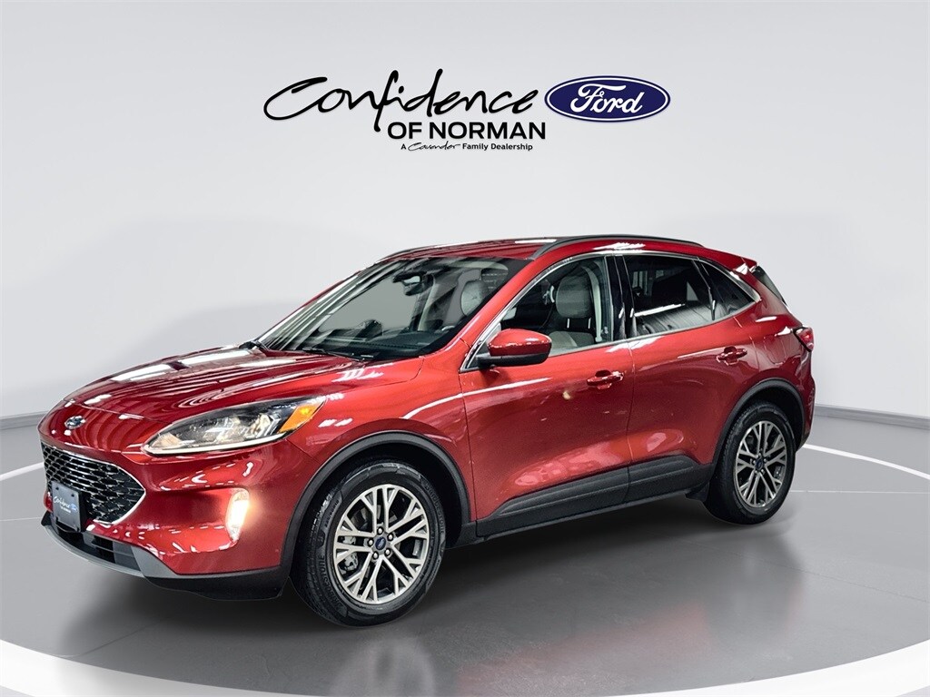 2020 Ford Escape SEL photo 4