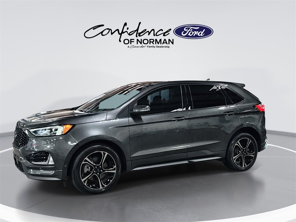 2020 Ford Edge ST photo 3