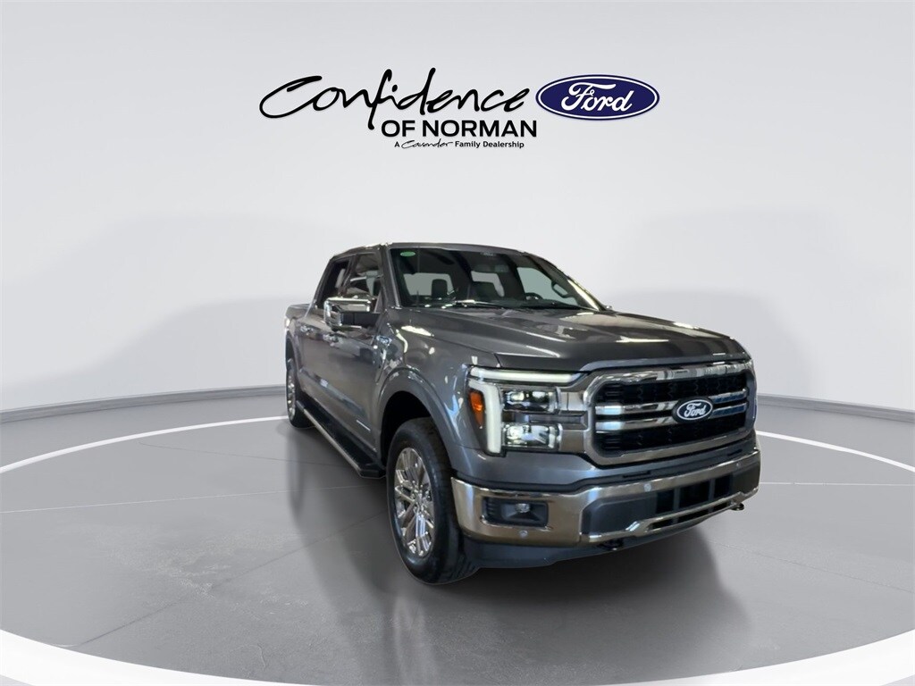 2025 Ford F-150 Lariat photo 4