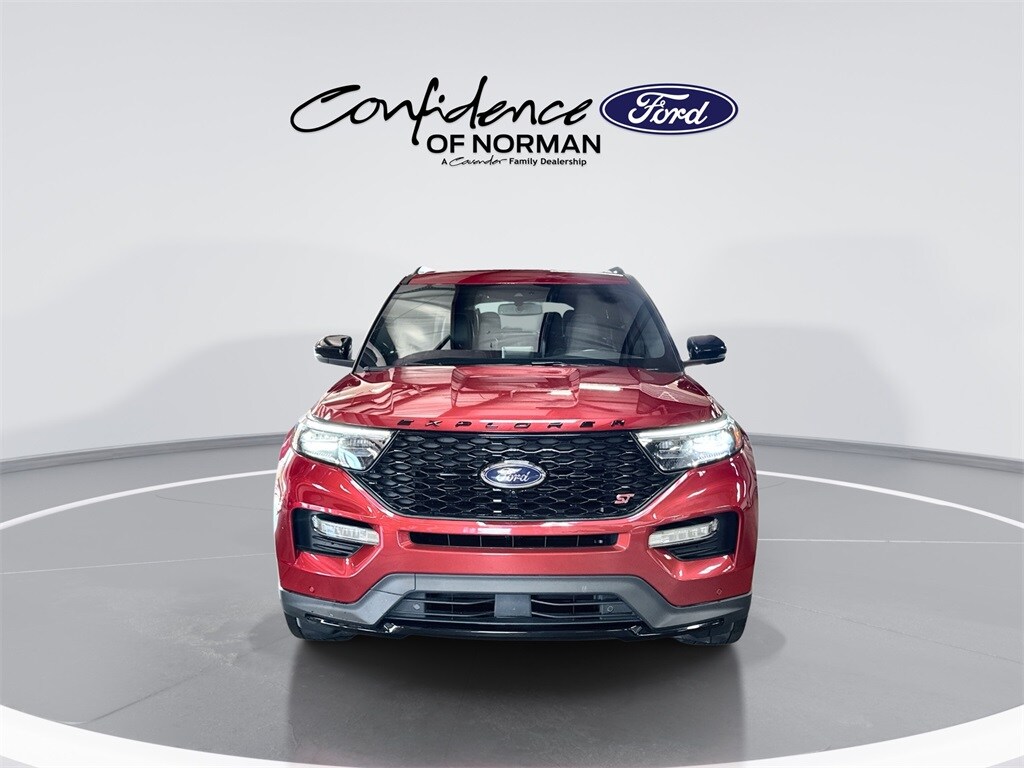 2022 Ford Explorer ST photo 2