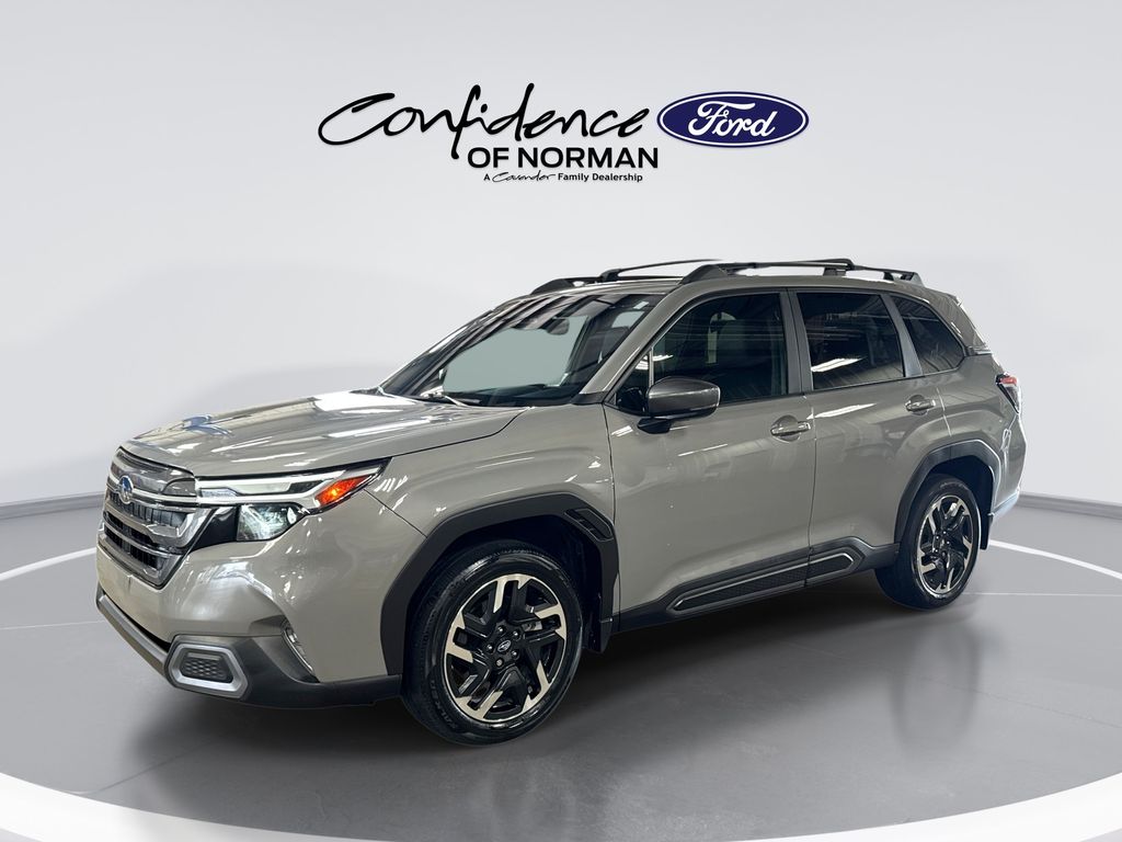 2025 Subaru Forester Limited's photo
