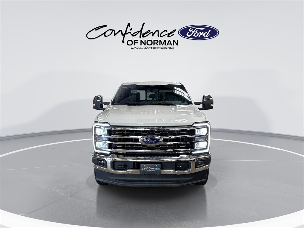 2026 Ford F-250 photo 2