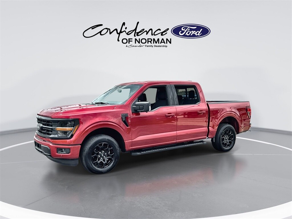 2025 Ford F-150 XLT photo 4