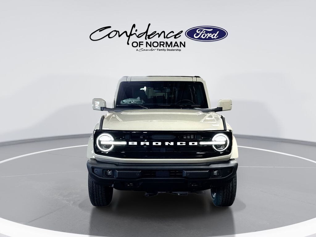 New 2025 Ford Bronco Outer Banks SUV
