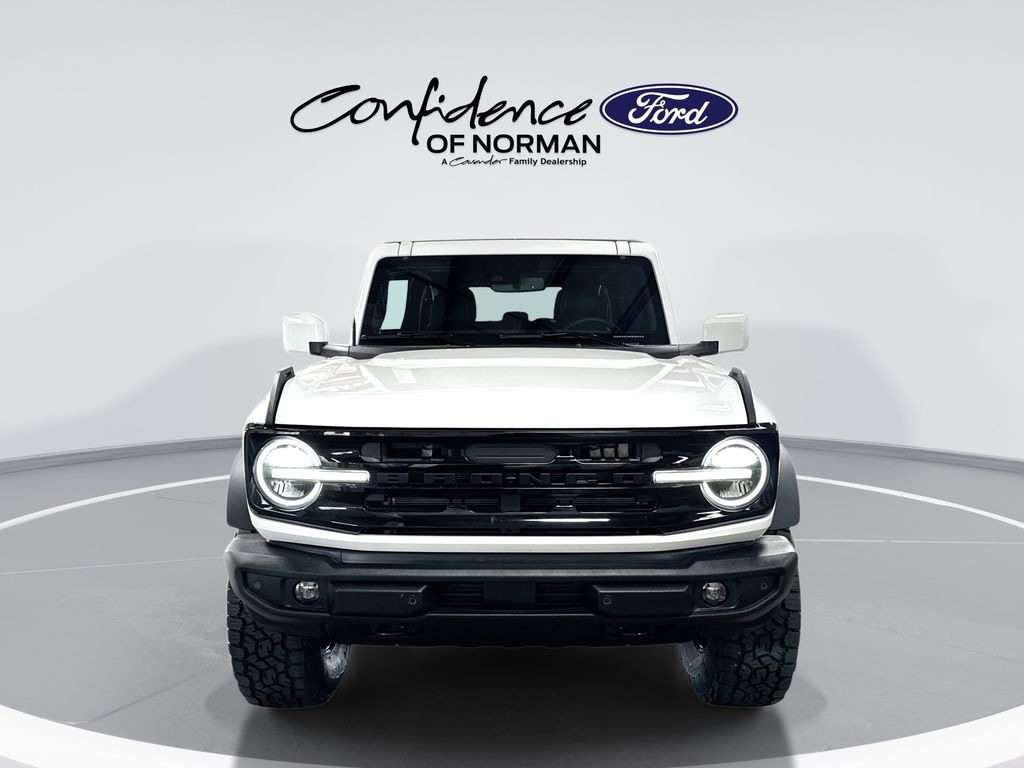New 2026 Ford Bronco Outer Banks Custom Garage Matte Black SUV