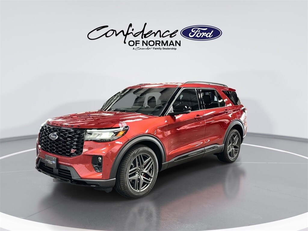 2025 Ford Explorer ST photo 3