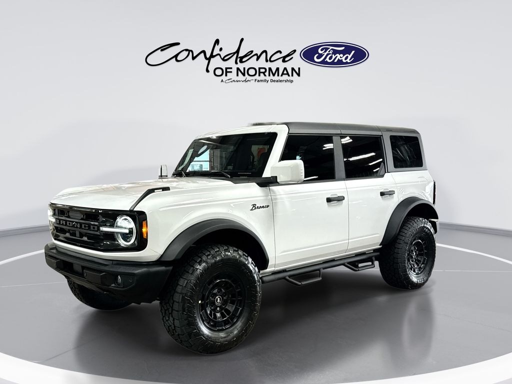 New 2026 Ford Bronco Outer Banks Custom Garage Matte Black SUV