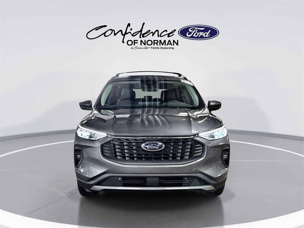 2025 Ford Escape Plug-In Hybrid photo 2
