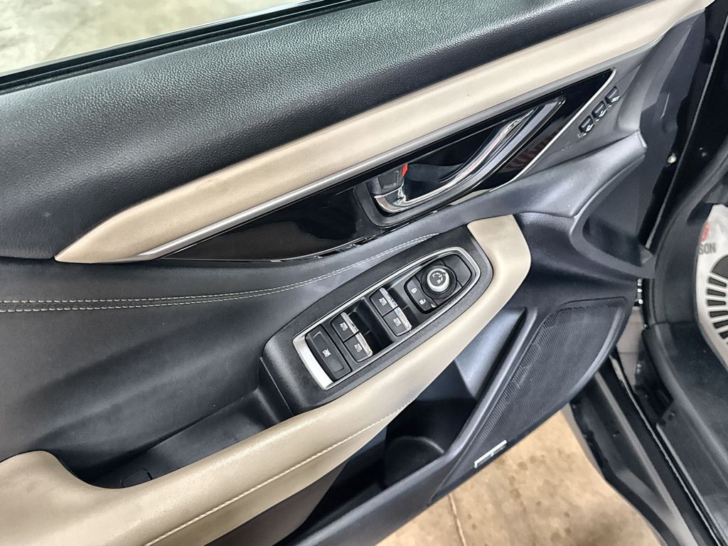 2022 Subaru Outback Limited - Photo 14