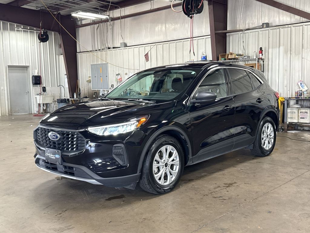 2024 Ford Escape