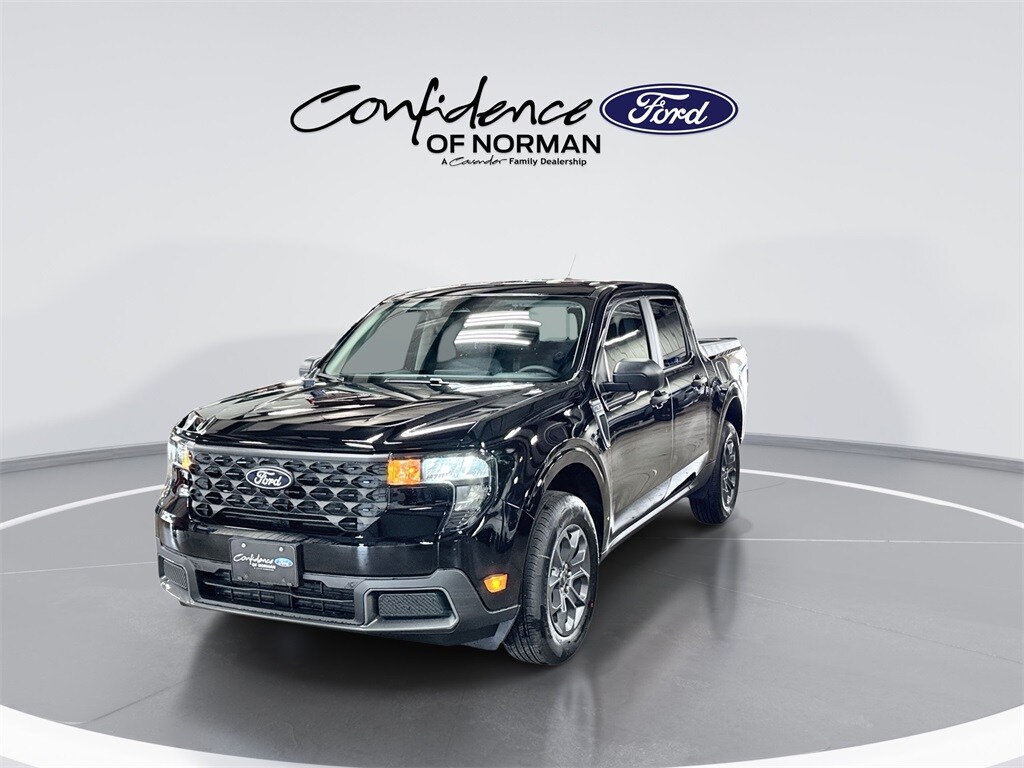 2025 Ford Maverick XLT photo 2