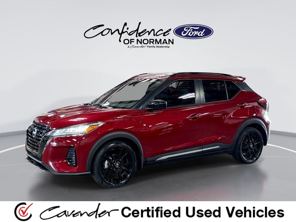 2023 Nissan Kicks SR FWD