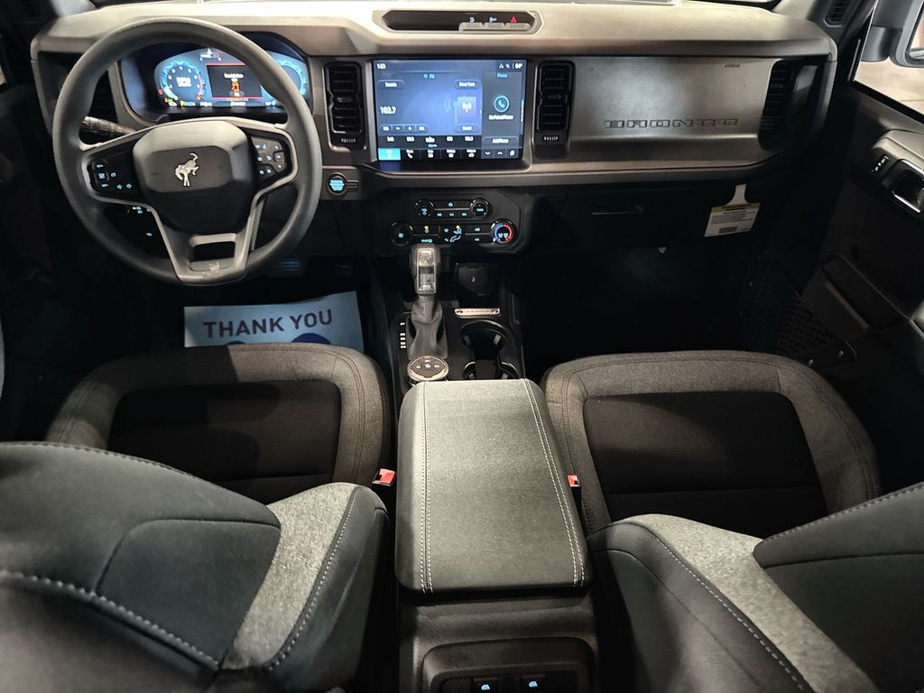 2025 Ford Bronco 4-Door Base - Photo 25