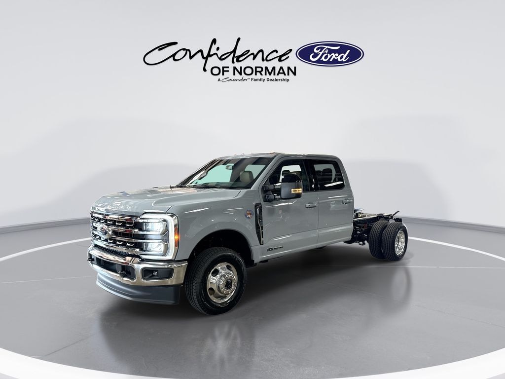 New 2026 Ford Chassis Cab F-350® Lariat® Truck Crew Cab