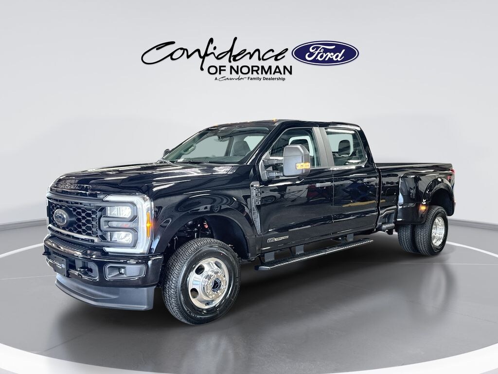 New 2026 Ford Super Duty F-350 XL Truck Crew Cab