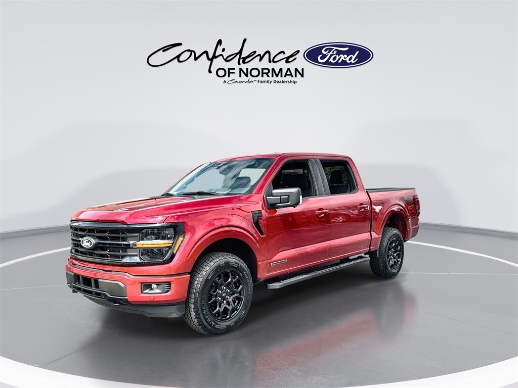 2025 Ford F-150 XLT photo 4