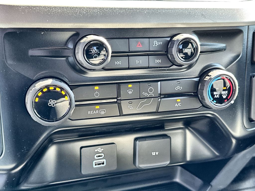2025 Ford F-250 Super Duty XL - Photo 22