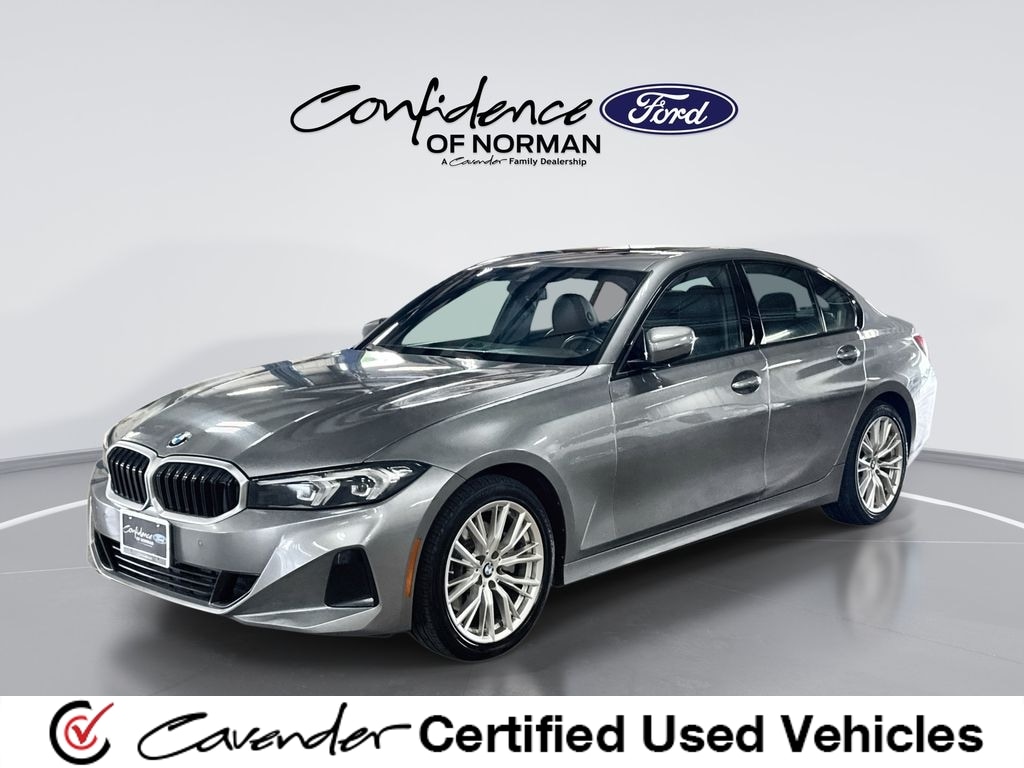 2023 BMW 3 Series 330i Sedan's photo